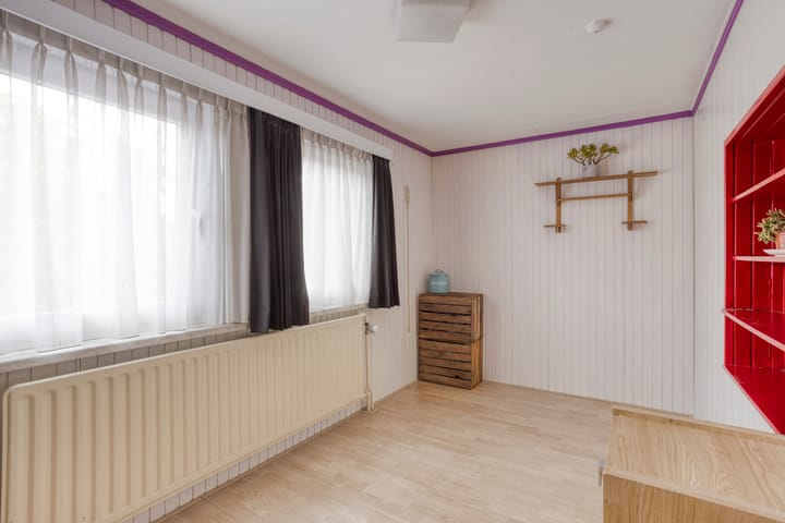 Photo 27 of Prins Bernhardstraat 7