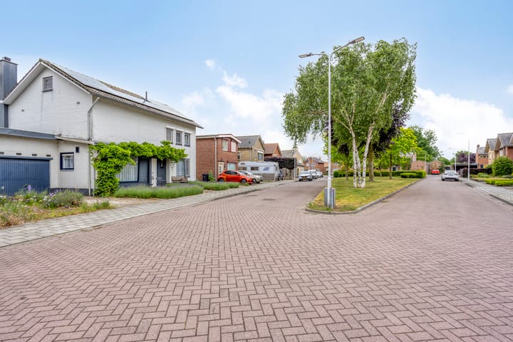 Photo 38 of Prins Bernhardstraat 7