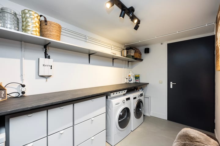 Photo 27 of Pottenbakkerstraat 141