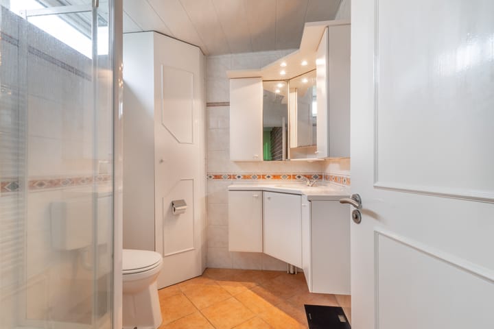 Foto 11 van van Hogendorpstraat 4