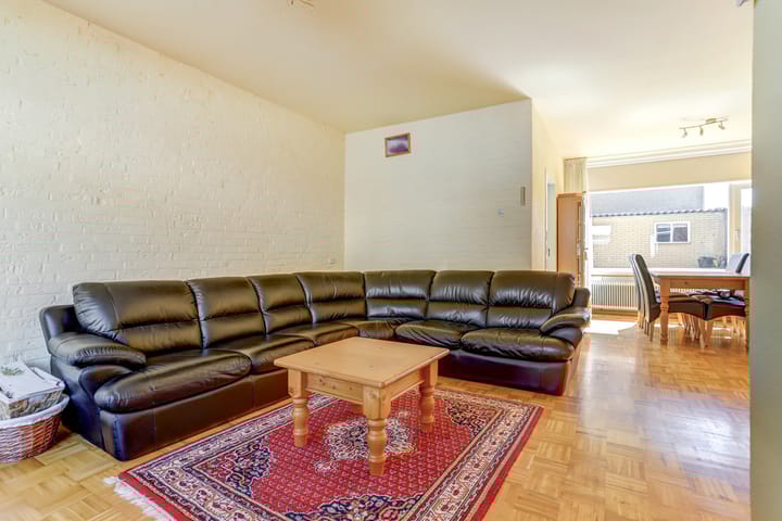 Photo 6 of Haarlemstraat 11