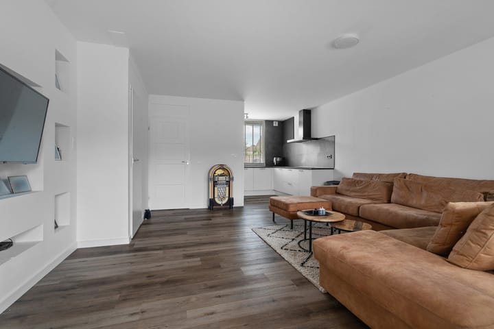 Foto 13 van De Eersteling 8