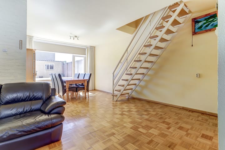 Photo 14 of Haarlemstraat 11