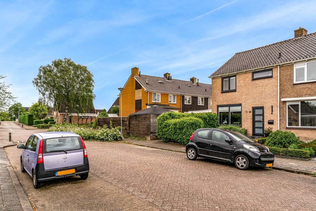 Foto 31 van Lelielaan 34