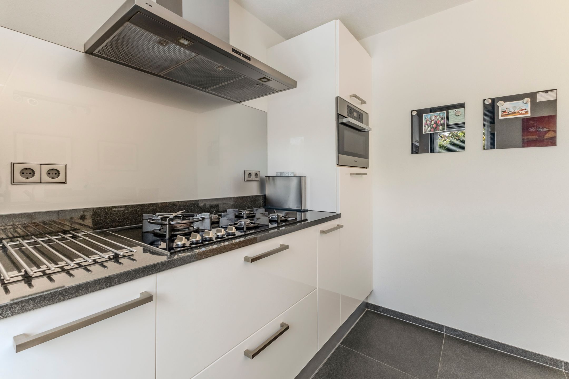 Foto 12 van Zwarte Dolfijn 61