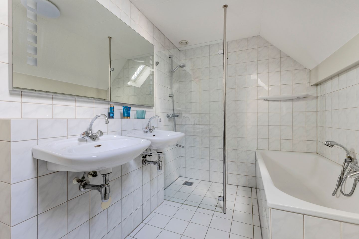 Foto 29 van Zwarte Dolfijn 61