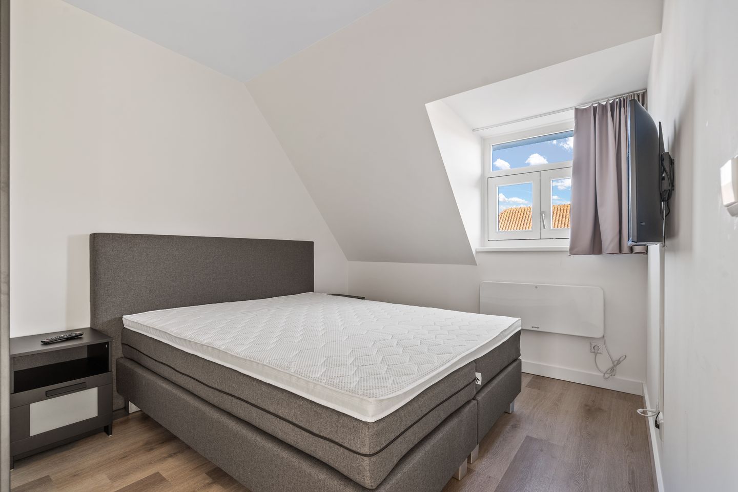 Foto 29 van Lodewijk Napoleonlaan 31-A