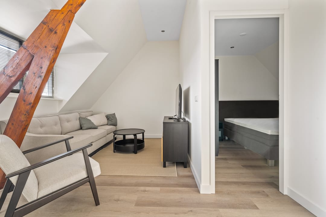 Foto 26 van Lodewijk Napoleonlaan 31-A