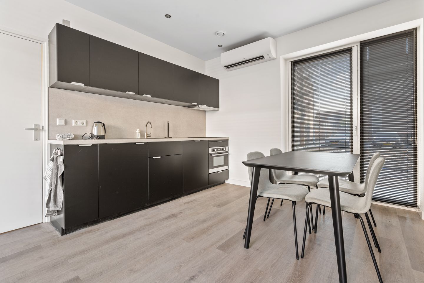 Photo 4 of Lodewijk Napoleonlaan 31