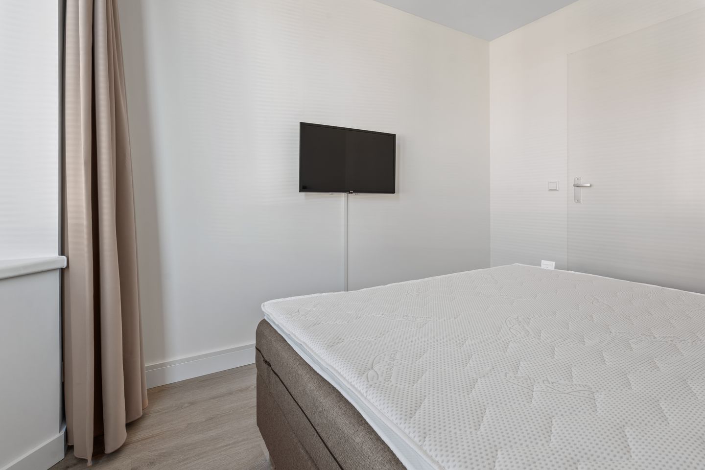 Photo 29 of Lodewijk Napoleonlaan 31