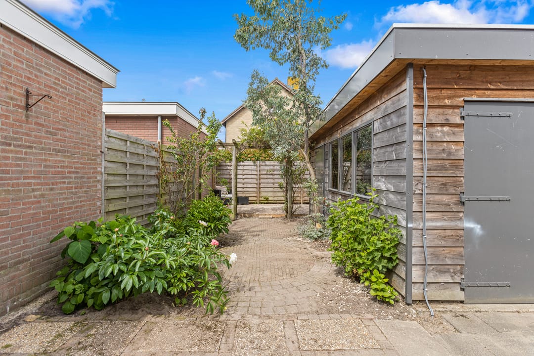 Photo 2 of Schoolstraat 25