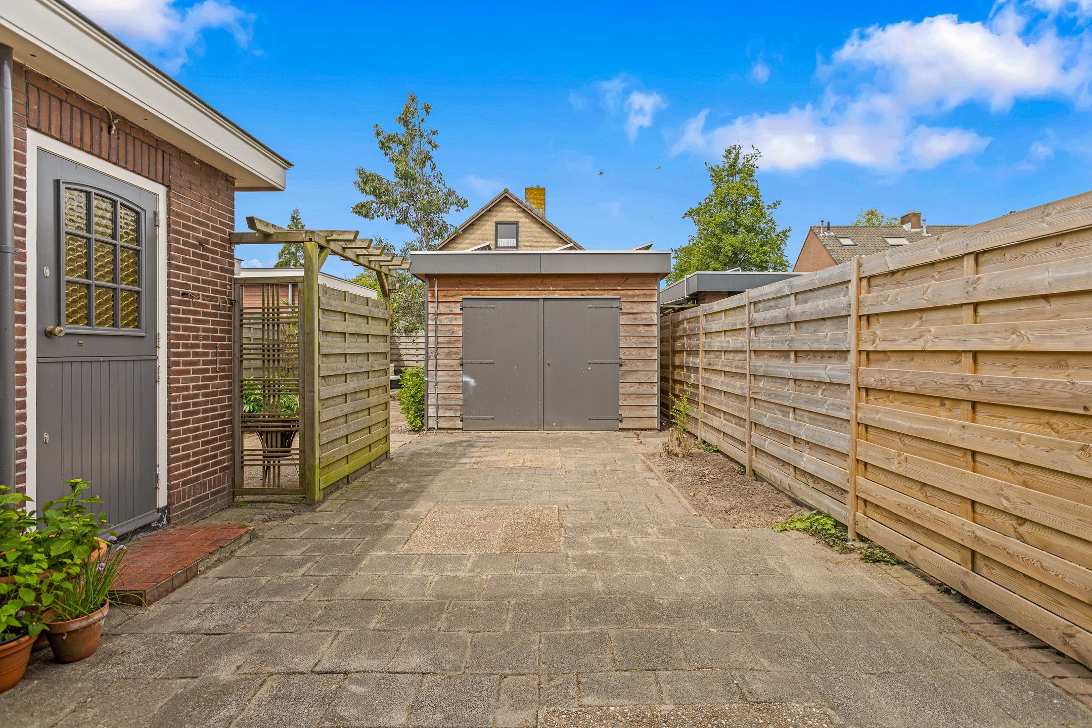 Photo 15 of Schoolstraat 25