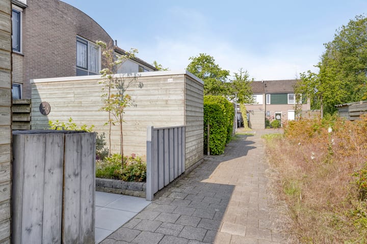 Foto 5 van Saturnus 14