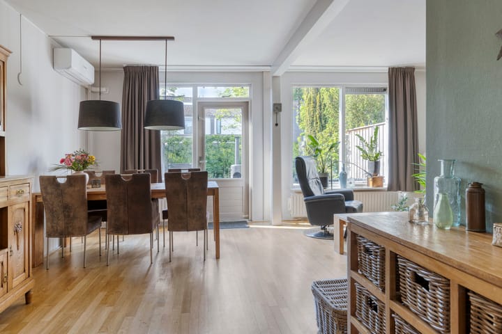 Photo 8 of Saturnus 14