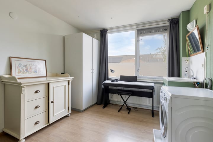 Photo 25 of Saturnus 14