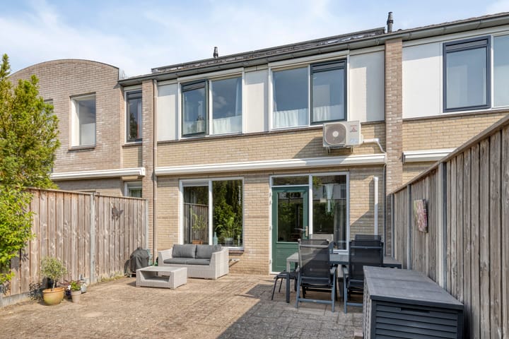 Photo 31 of Saturnus 14