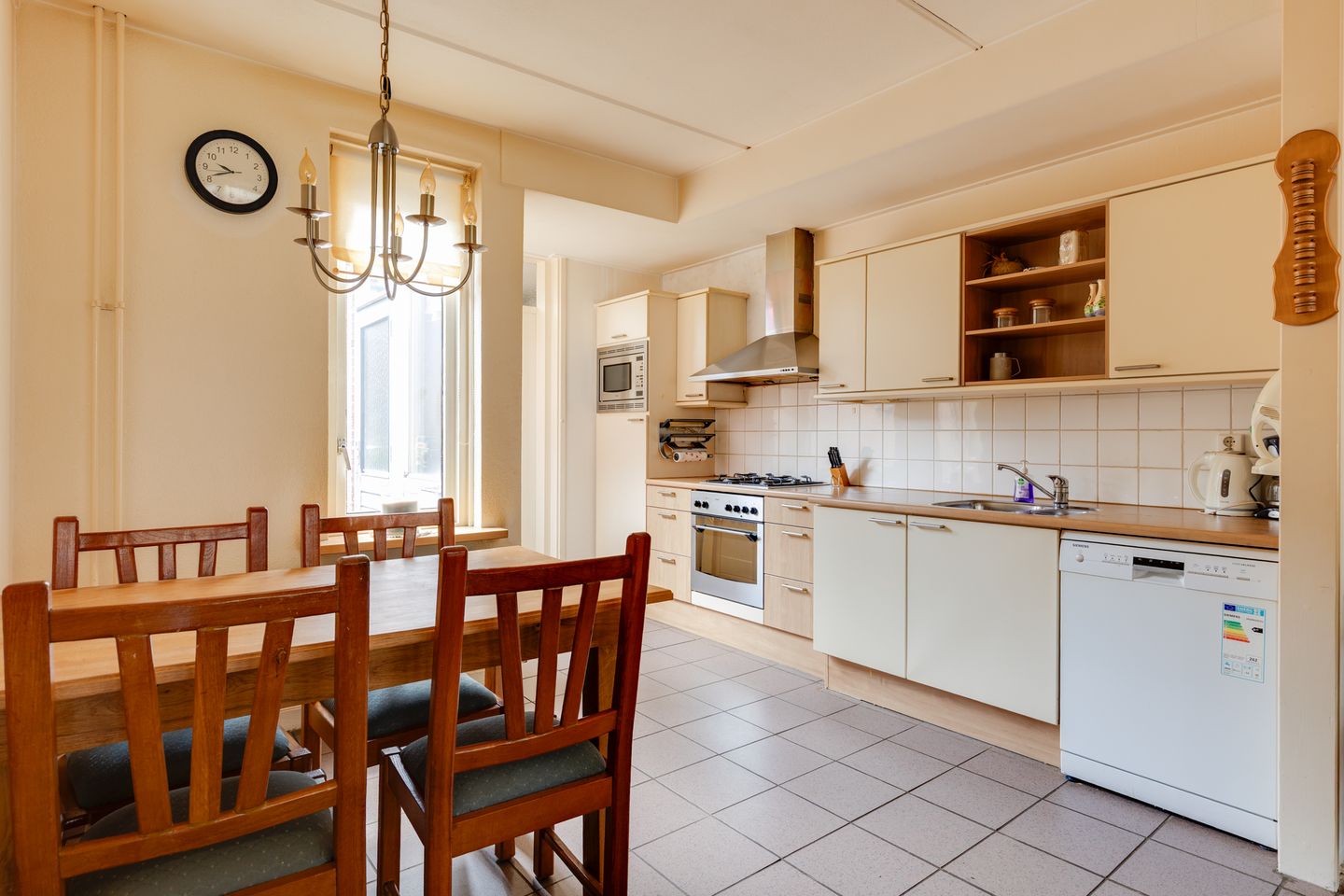 Foto 10 van Venus 16