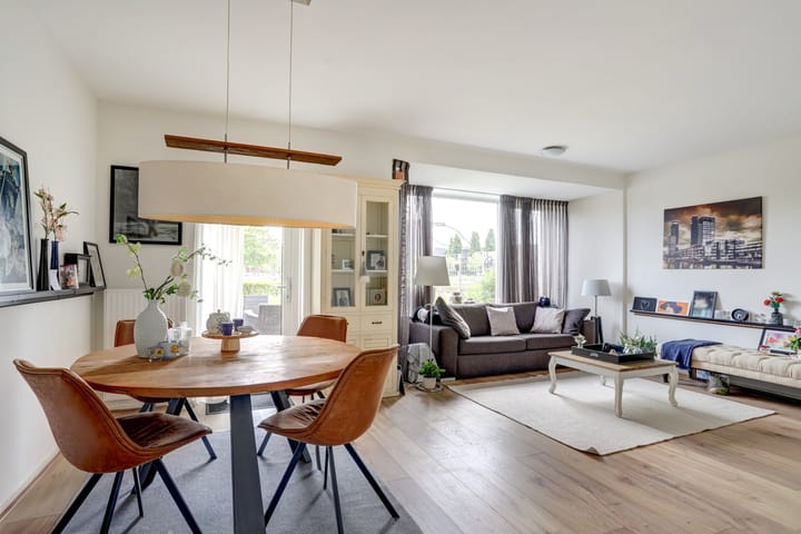 Foto 12 van de Bird 104