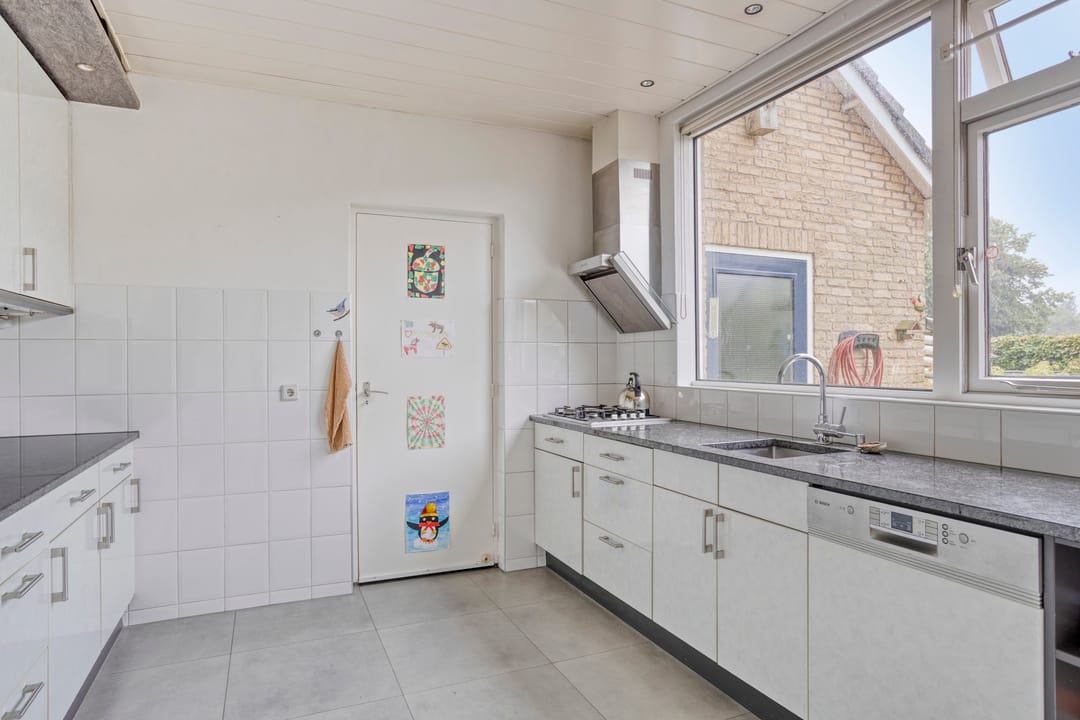 Photo 11 of Welleweg 44