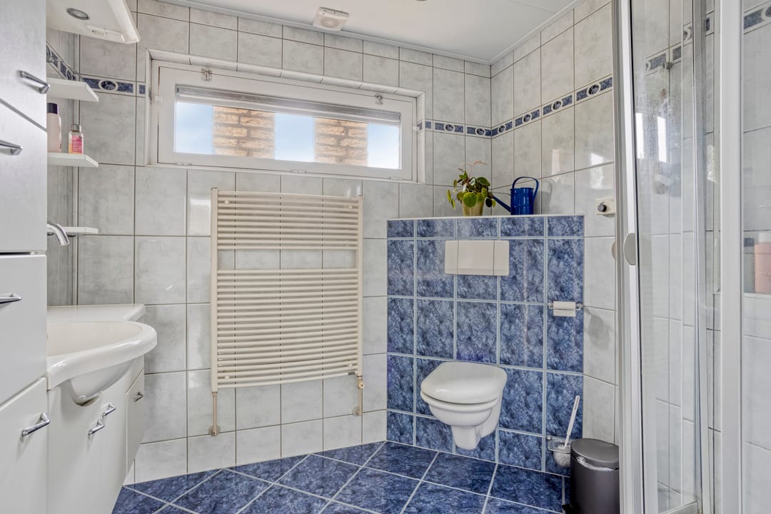 Photo 16 of Welleweg 44