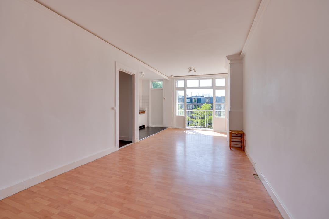 Foto 2 van Van Ostadestraat 12-3