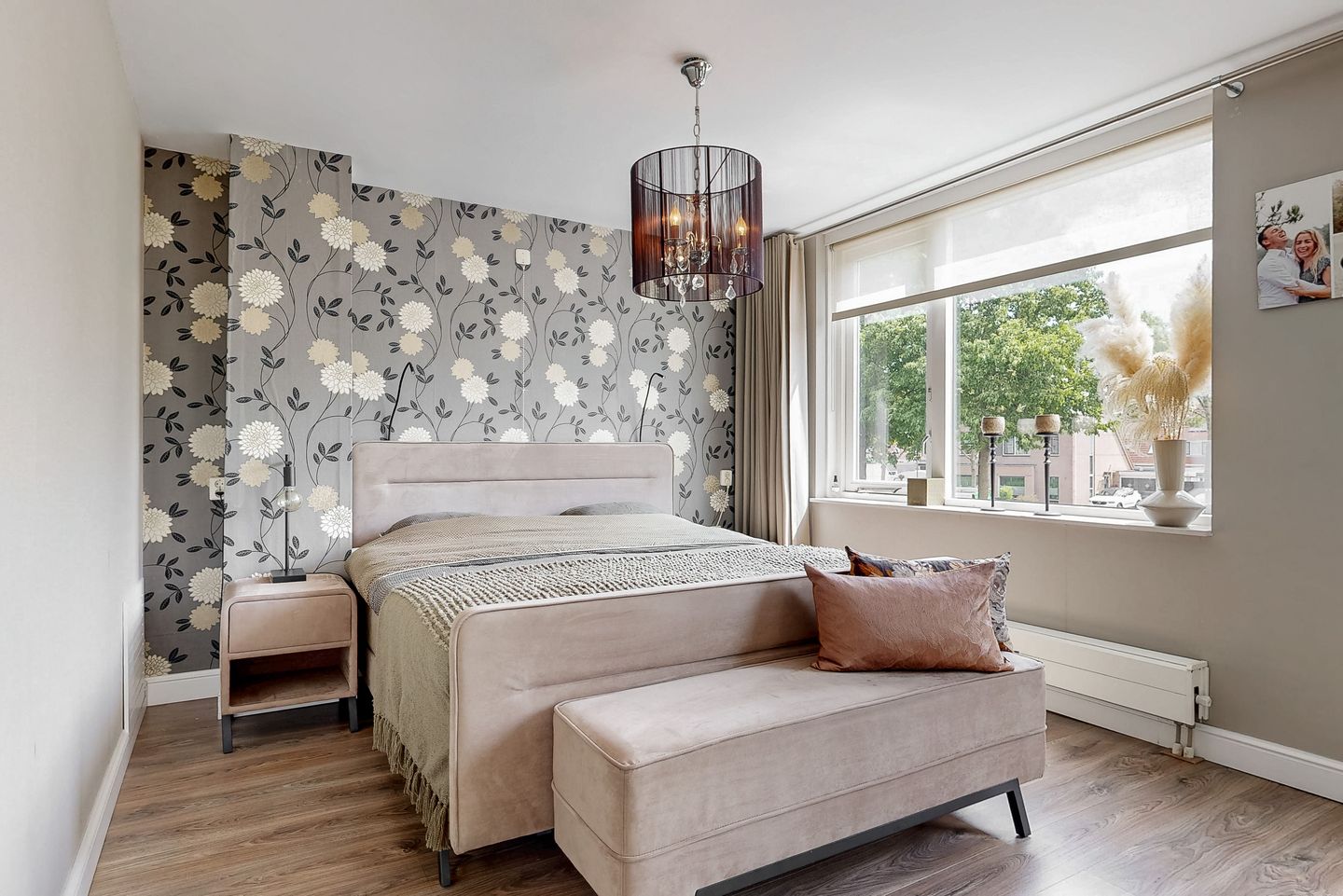 Photo 19 of Spanker 7