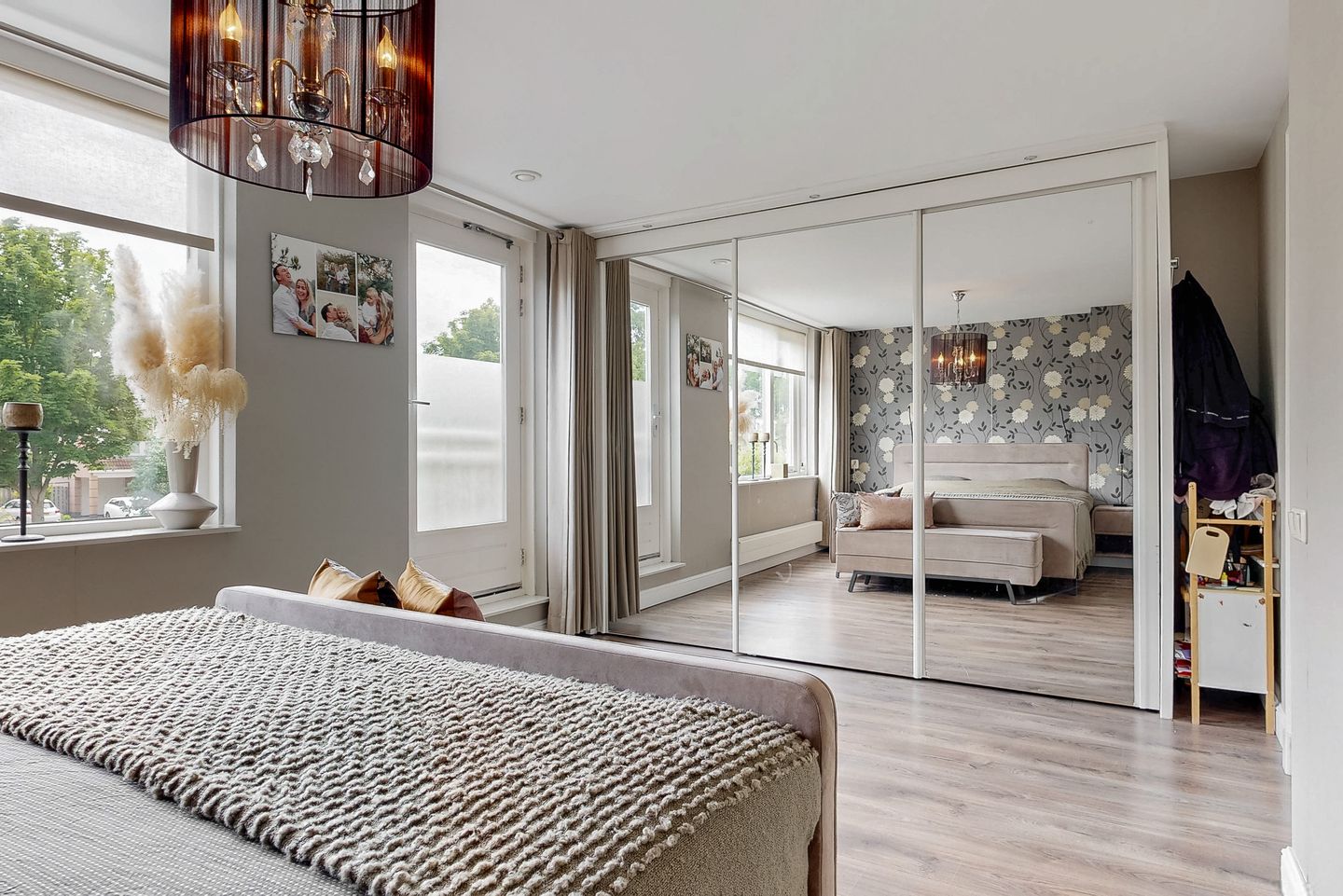 Photo 20 of Spanker 7