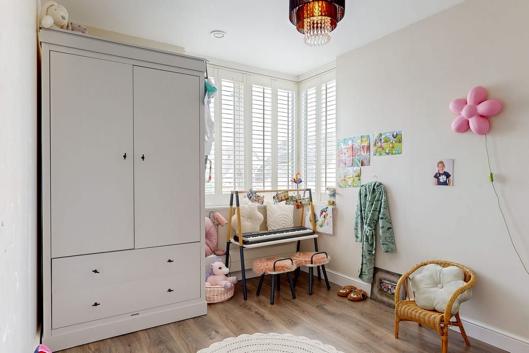 Photo 23 of Spanker 7