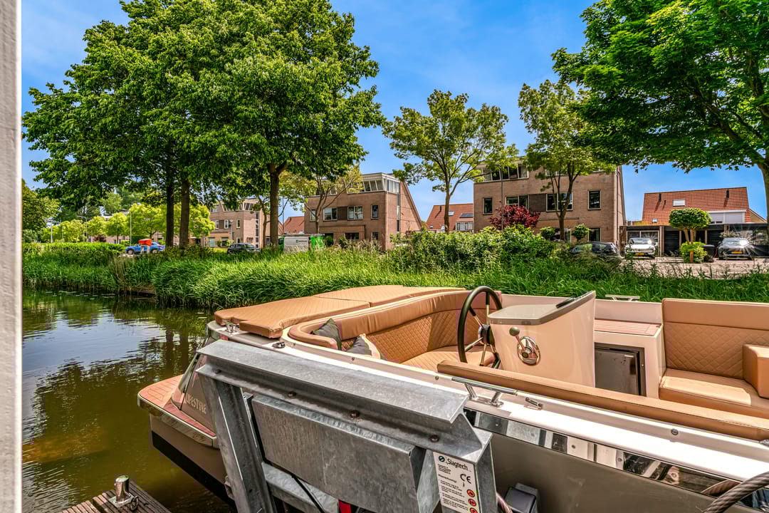 Photo 41 of Spanker 7