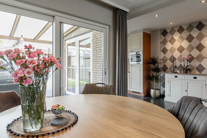 Foto 9 van Raadhuisstraat 243