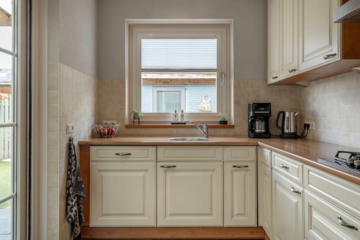 Foto 10 van Raadhuisstraat 243