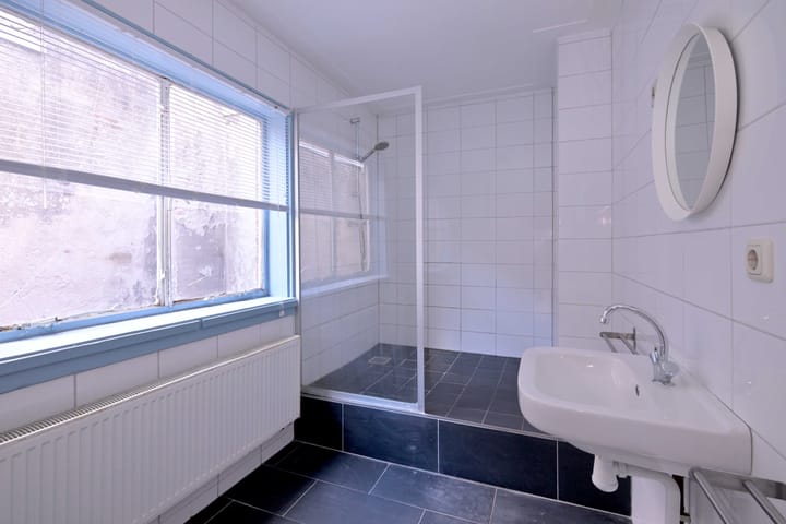 Foto 11 van Heukestraat 4