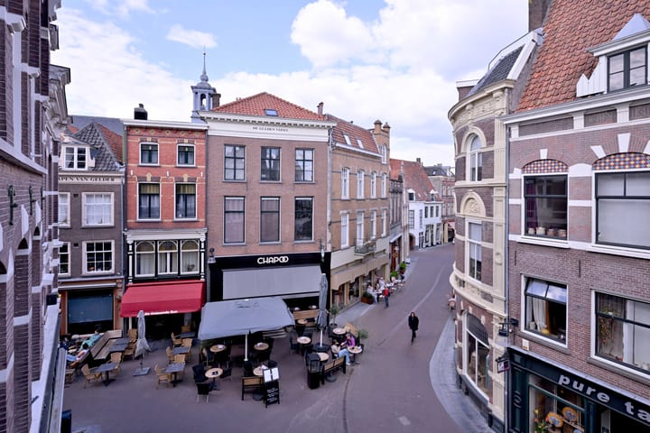 Foto 22 van Heukestraat 4