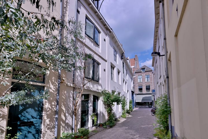 Foto 25 van Heukestraat 4