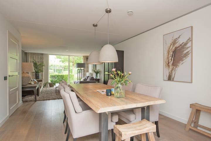 Foto 15 van Walter Pompelaantje 11