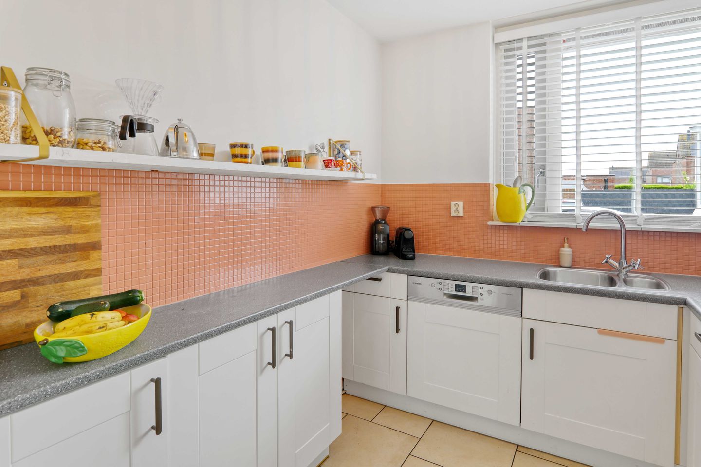 Photo 14 of Marguerite Durasstraat 90