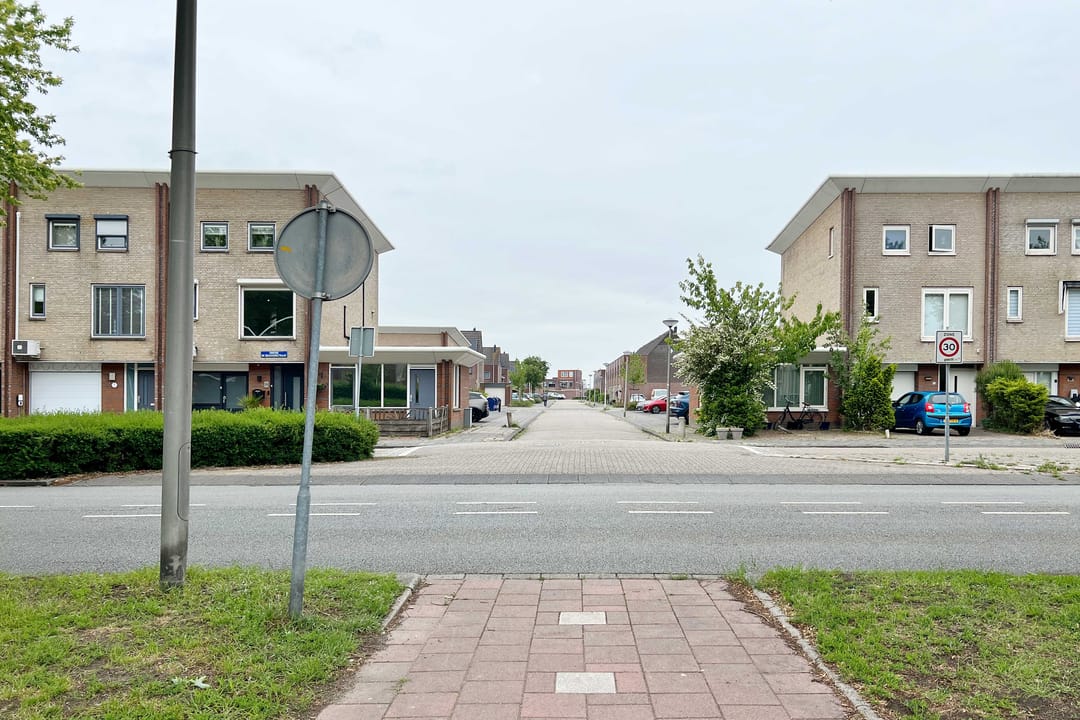 Photo 38 of Marguerite Durasstraat 90