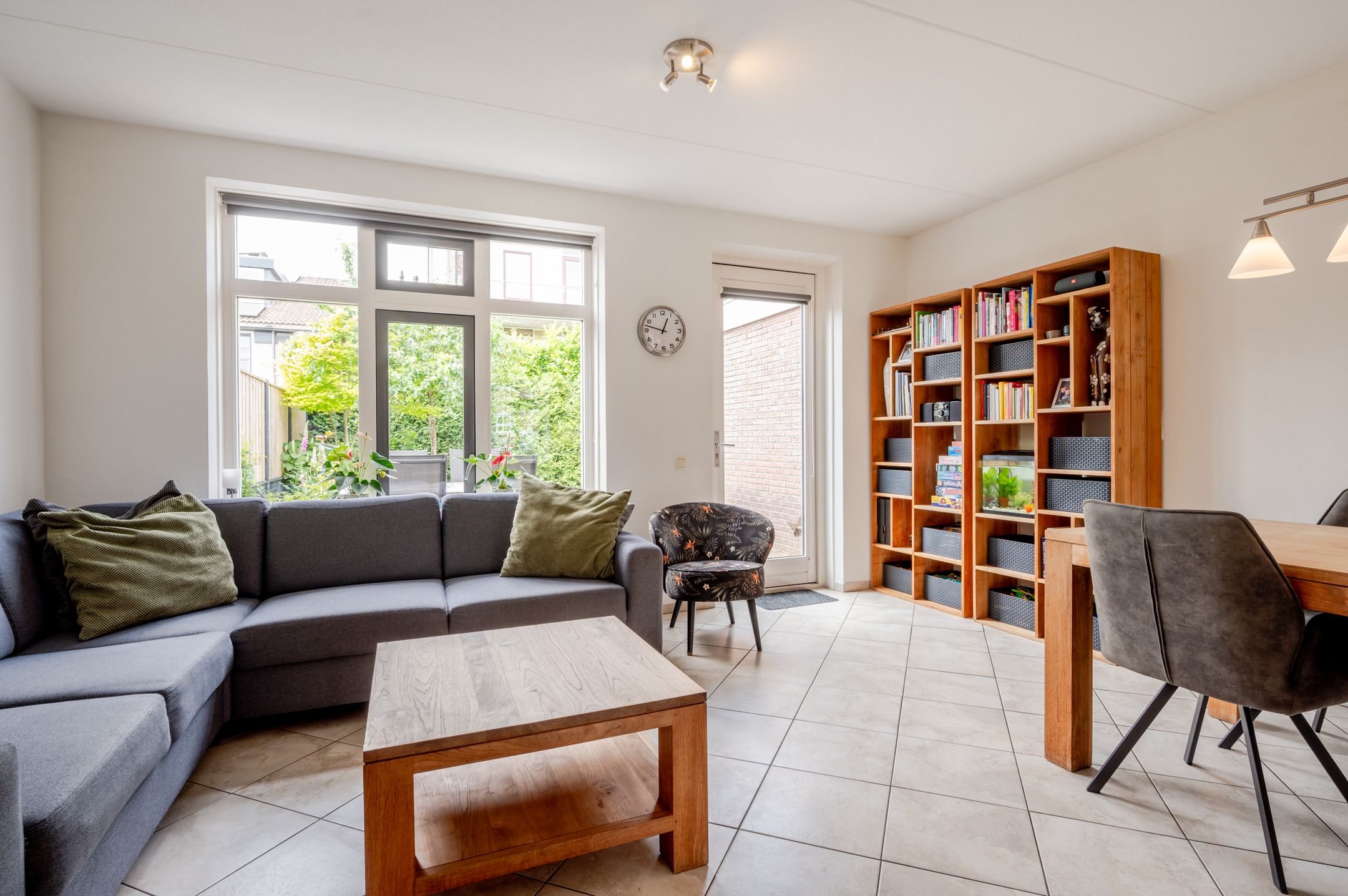 Foto 3 van Weegbreemeen 22