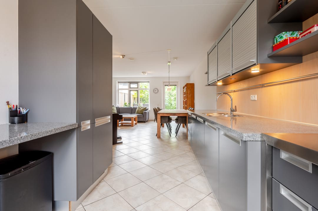 Foto 8 van Weegbreemeen 22