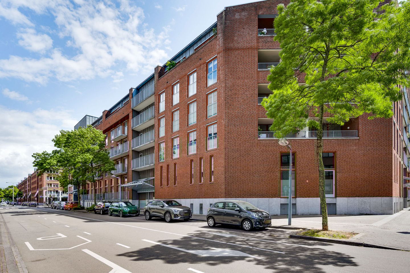 Foto 4 van Sonnevillelunet 9-C