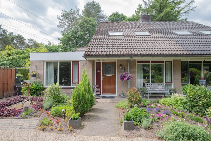 Foto 1 van Lindenlaan 28