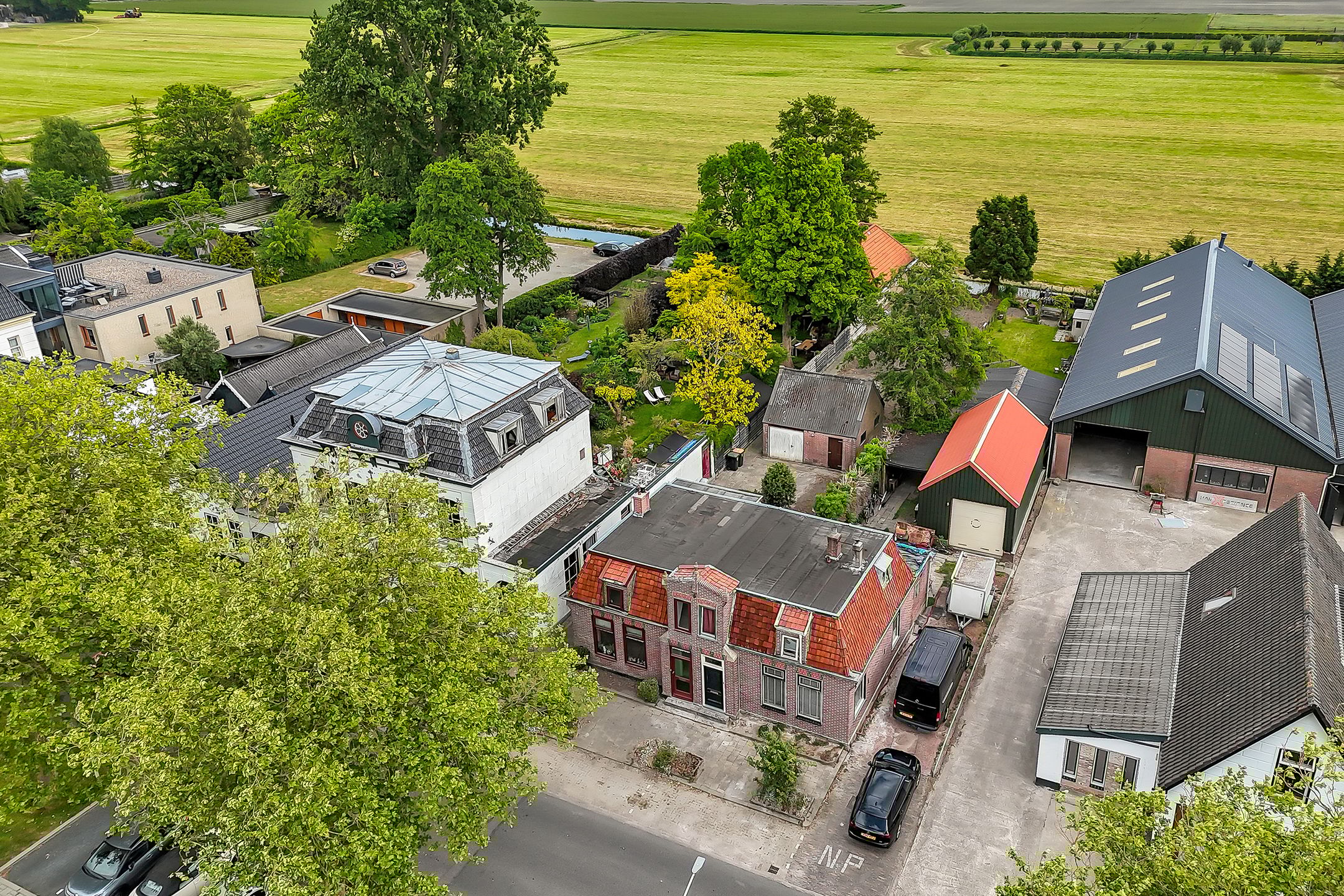 Photo 6 of Bosstraat 26