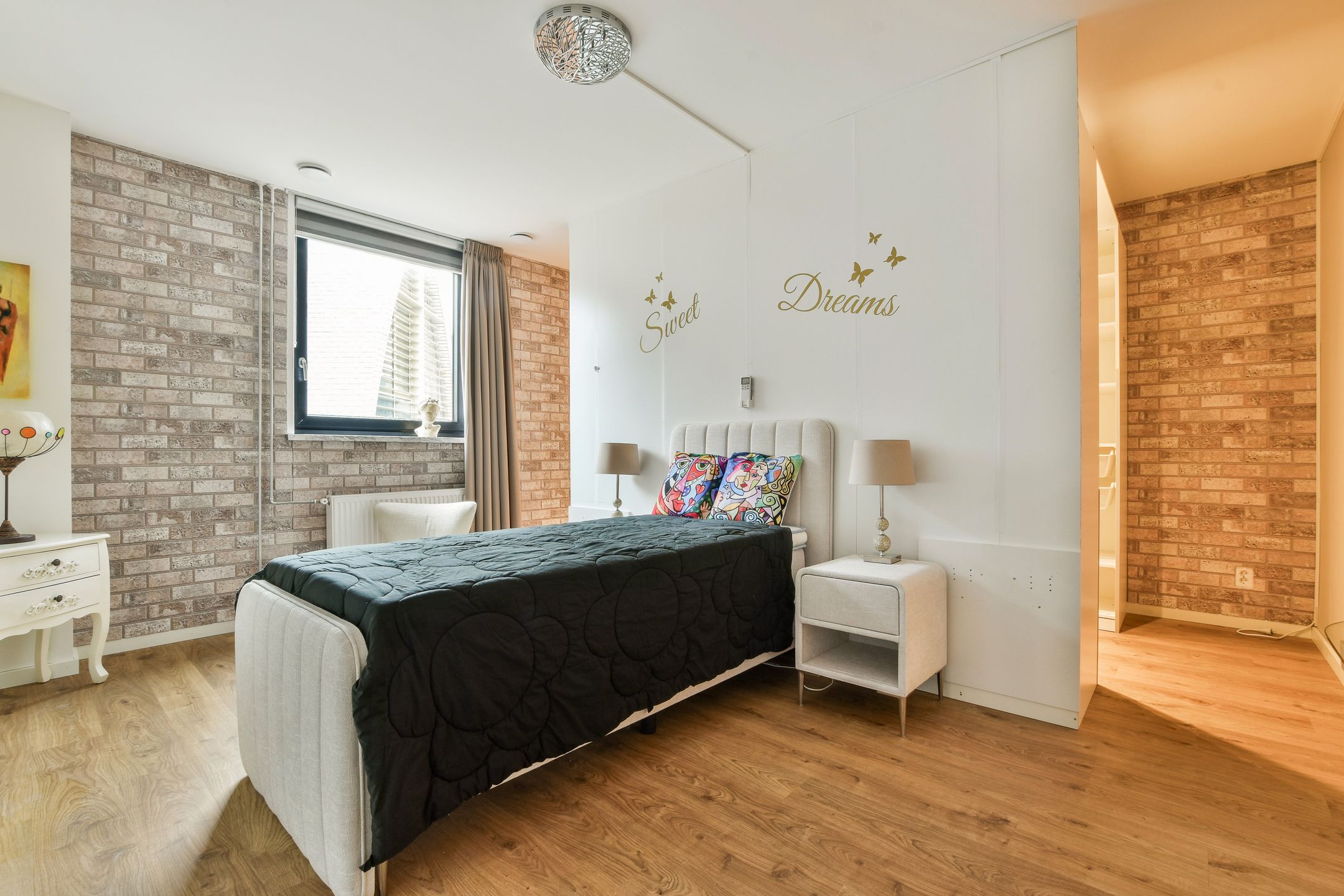 Foto 15 van Hoofdweg 706-H