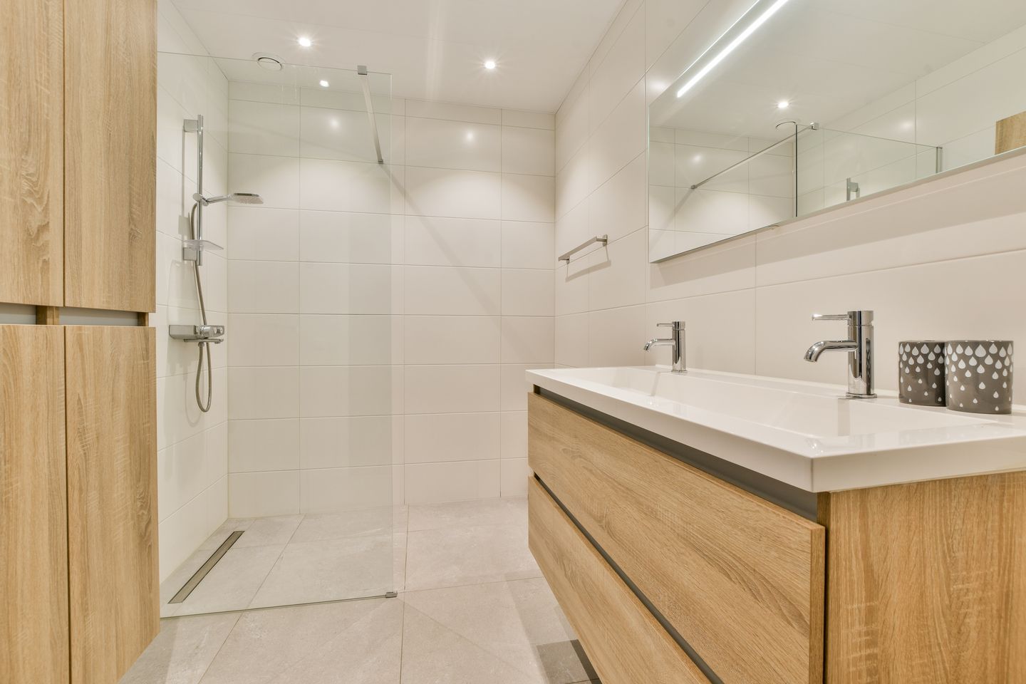 Foto 5 van Hoofdweg 706-H