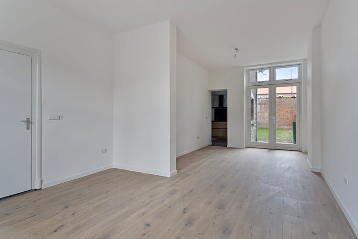 Photo 3 of Tongerseweg 126