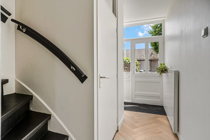 Foto 6 van van Aemstelstraat 16