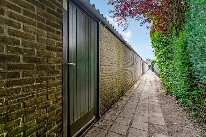 Foto 33 van van Aemstelstraat 16