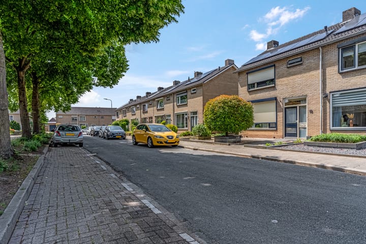 Foto 35 van van Aemstelstraat 16