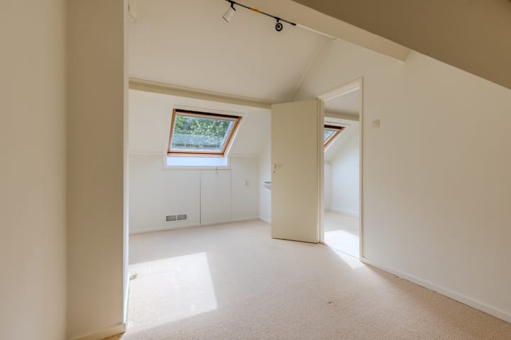 Foto 30 van Hezenbergerweg 58