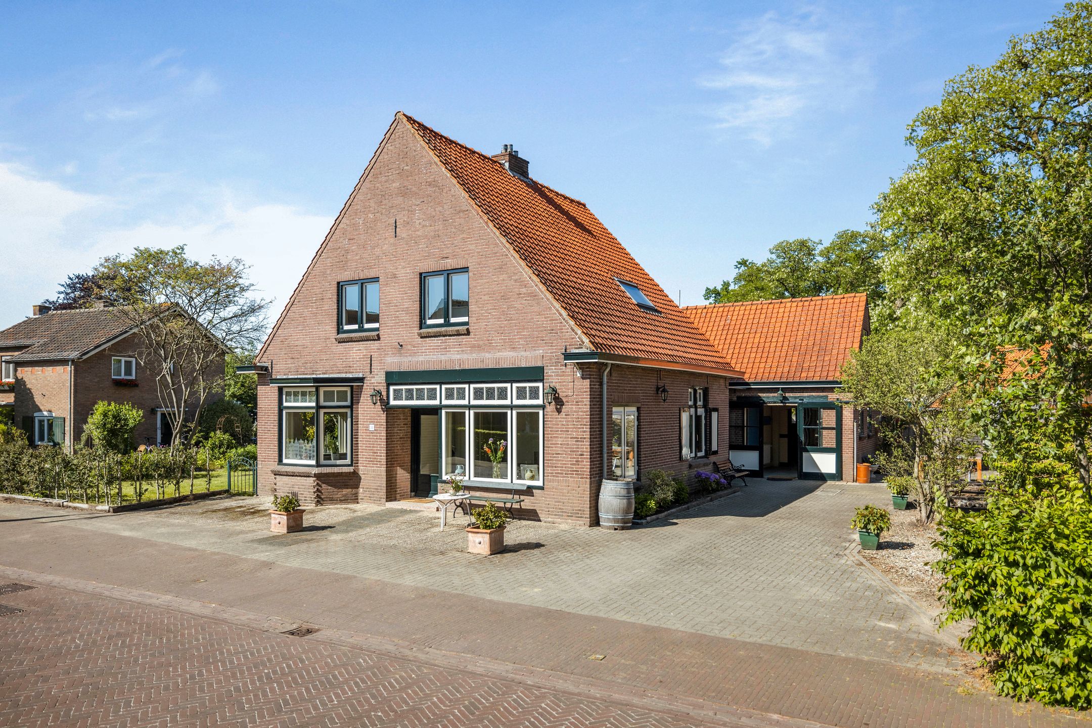Dorpsstraat 33